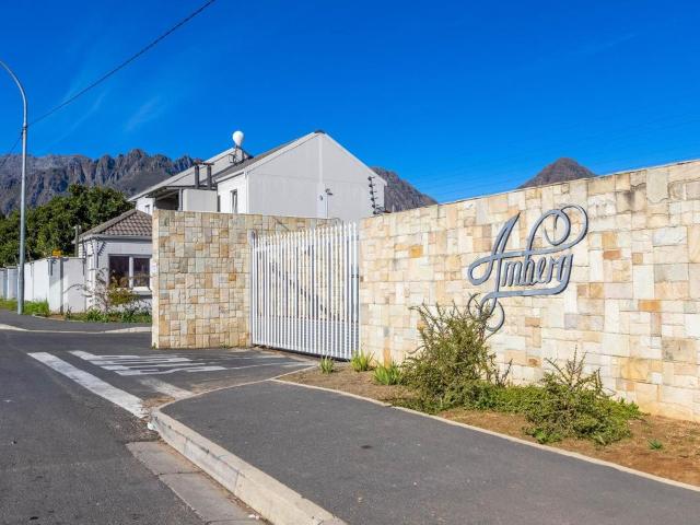 Apartment for rent in Onverwacht, Western Cape