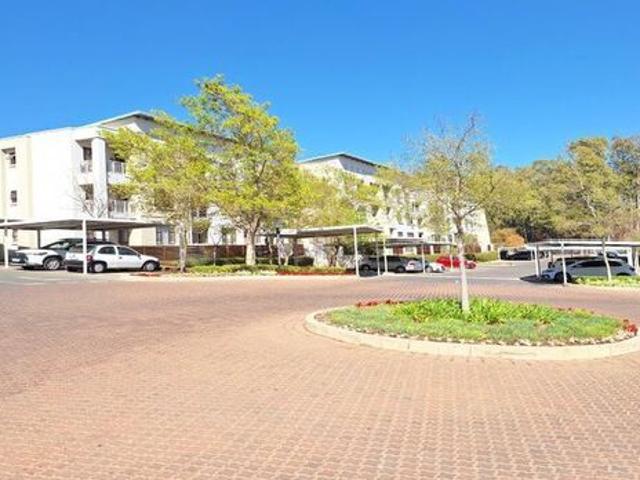Apartment for rent in Paulshof, Alexandra