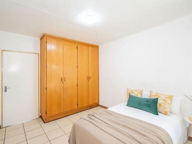 Apartment for rent in Langenhovenpark, Bloemfontein
