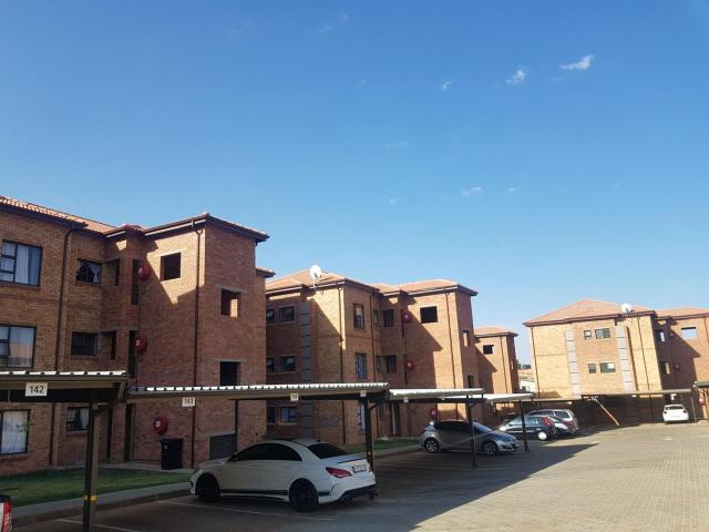 Apartment for rent in Nooitgedacht, Gauteng