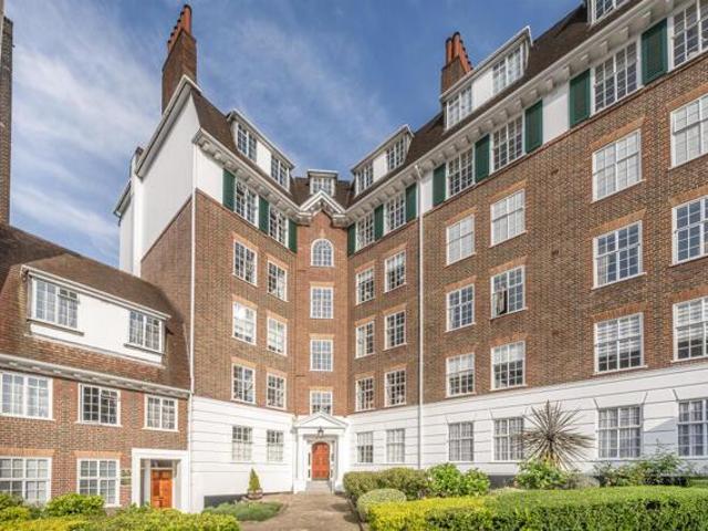 Apartment for sale in Richmond, Petersham