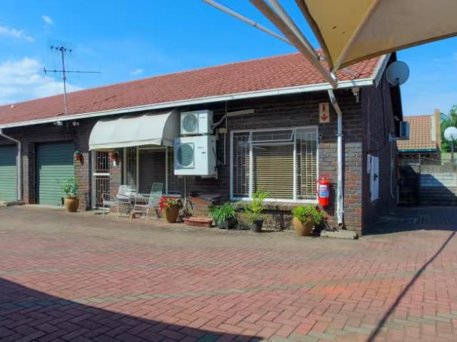 Apartment for sale in Rustenburg, Rustenburg Local Municipality