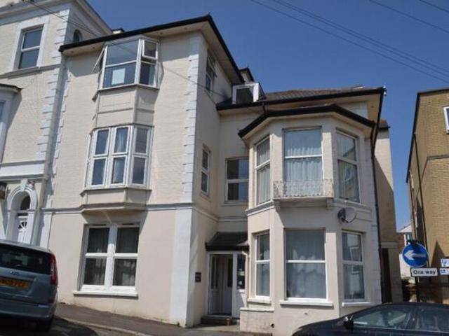 Apartment for sale in Weeks, Ryde