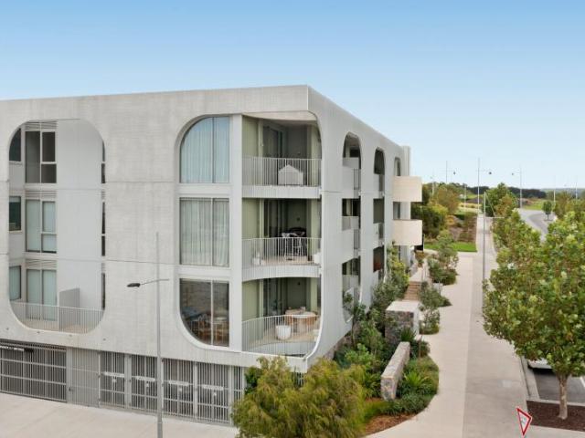 Apartment for sale in Safety Beach, Melbourne