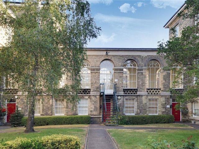 Apartment for sale in Royal Borough of Greenwich, Greater London