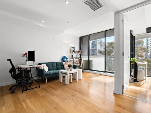 Apartment for sale in South Melbourne, Melbourne