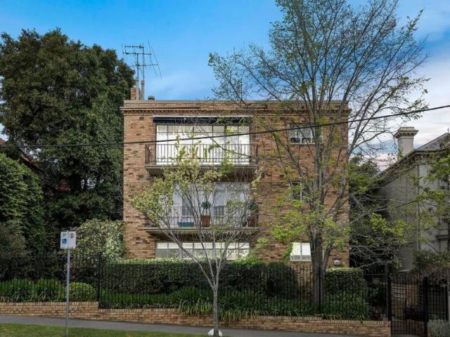 Apartment for sale in Camerons Creek, Victoria
