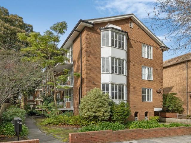 Apartment for sale in Camerons Creek, Victoria