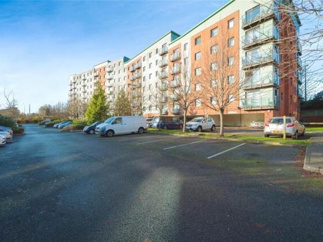 Apartment for sale in St. Helens, Fingerpost