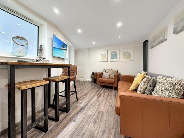 Apartment for sale in Penbeagle, Cornwall