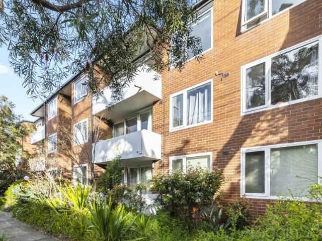 Apartment for sale in St Kilda, Melbourne