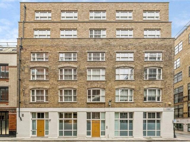 Apartment for sale in Cat Hill, England