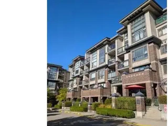 Apartment for rent in Surrey, British Columbia