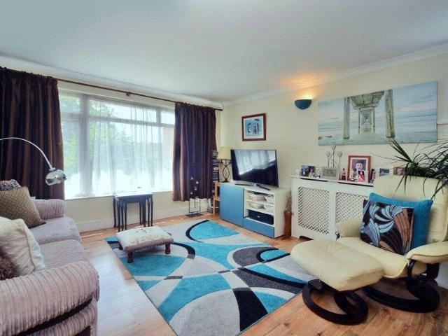 Apartment for sale in Sutton, Llandow