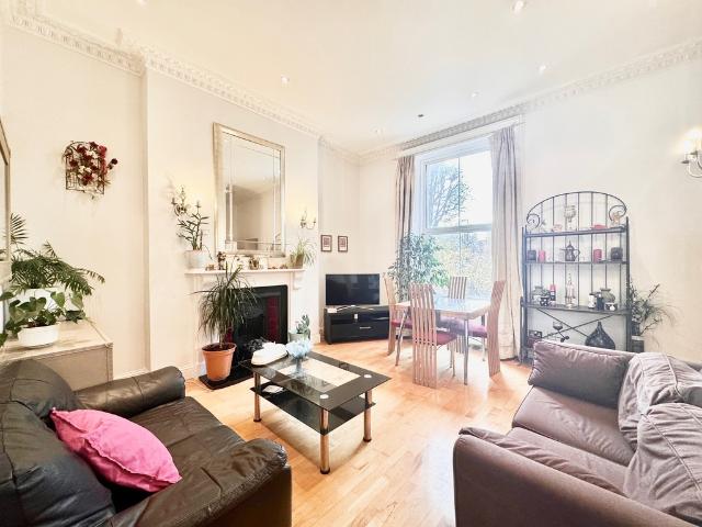 Apartment for rent in London Borough of Ealing, Greater London