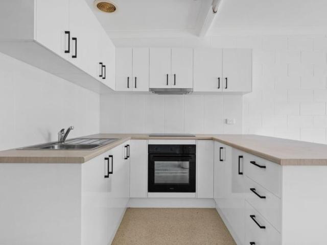 Apartment for rent in Tin Can Bay, Queensland