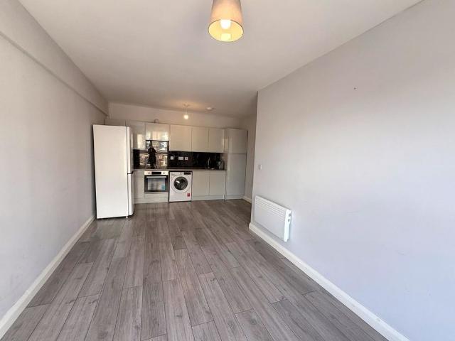 Apartment for rent in Beamhurst, Staffordshire