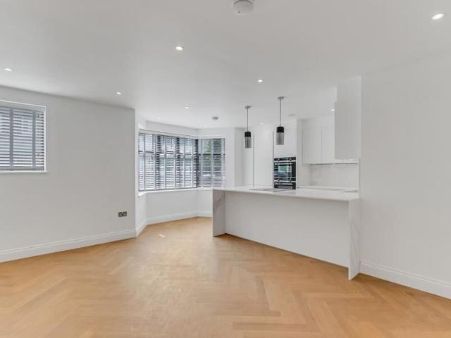 Apartment for rent in Golders Green, Greater London