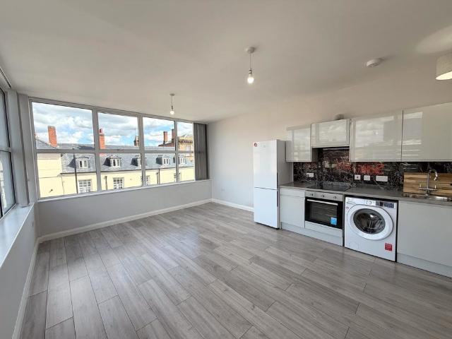 Apartment for rent in Beamhurst, Staffordshire