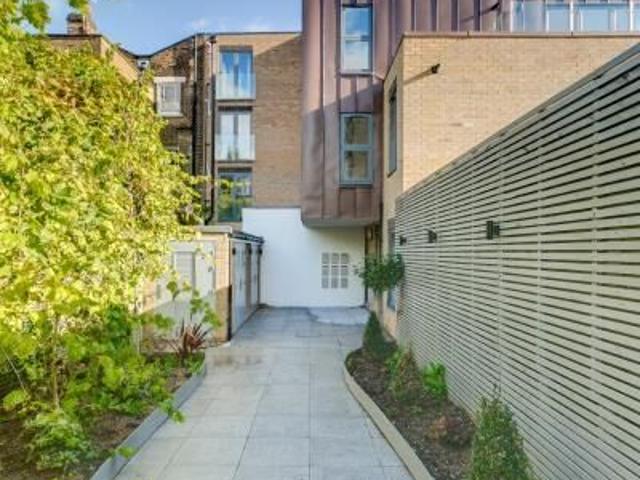 Apartment for rent in London Borough of Camden, Greater London