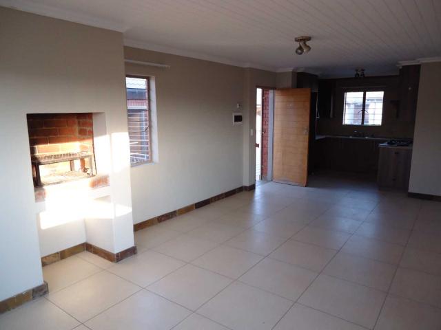 Apartment for rent in Waterkloof, Gauteng