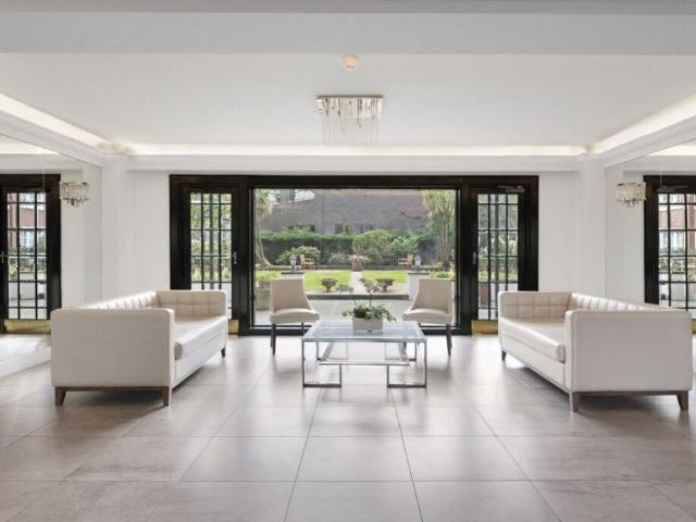 Apartment for rent in St. John's Wood, Greater London