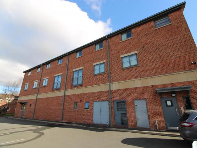 Apartment for rent in Horninglow and Eton, Beamhurst