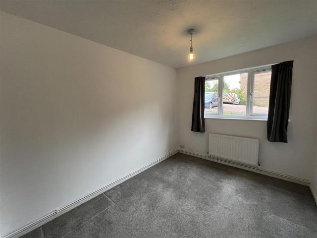 Apartment for rent in Bothenhampton, Bridport