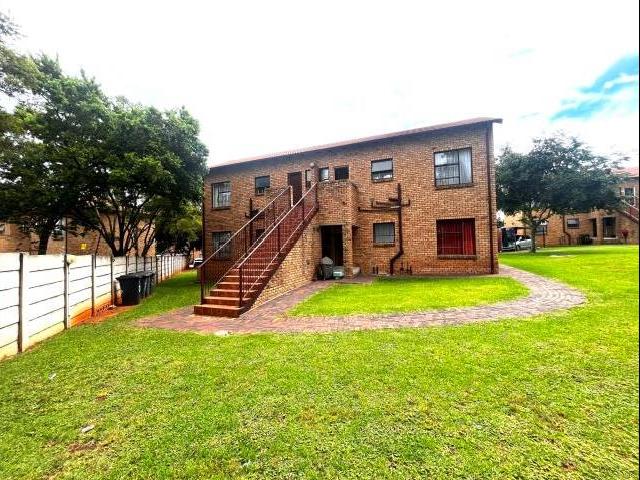 Apartment for rent in Nooitgedacht, Gauteng