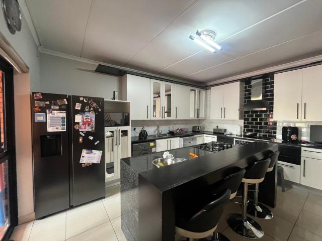 Apartment for rent in Alexandra, Gauteng