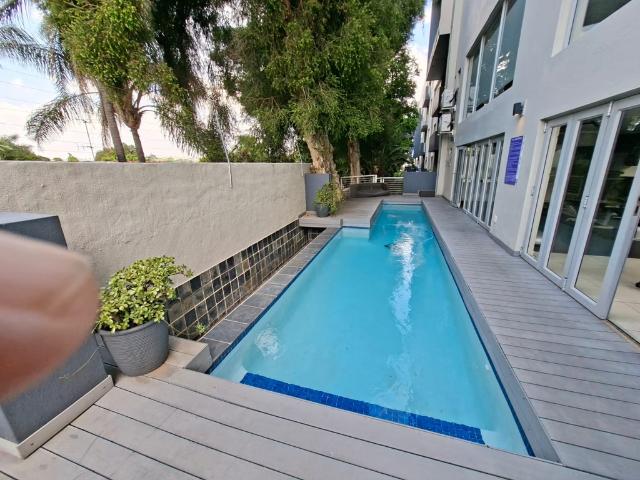 Apartment for rent in Atholl Gardens, Johannesburg