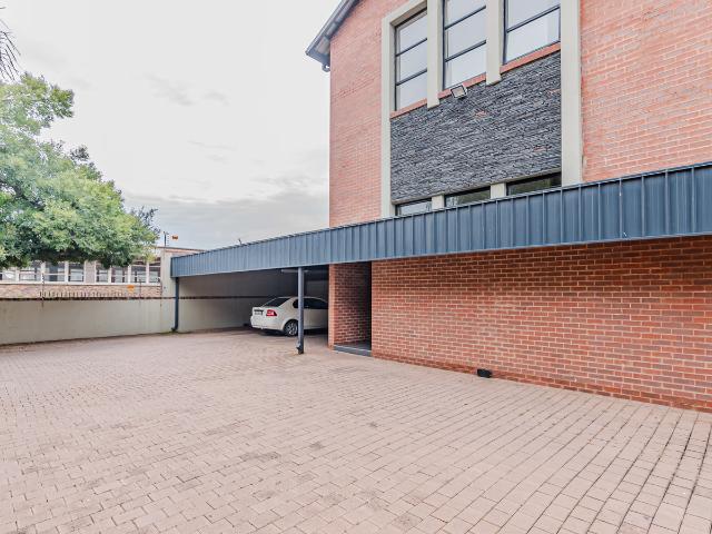 Apartment for rent in Waterkloof, Gauteng