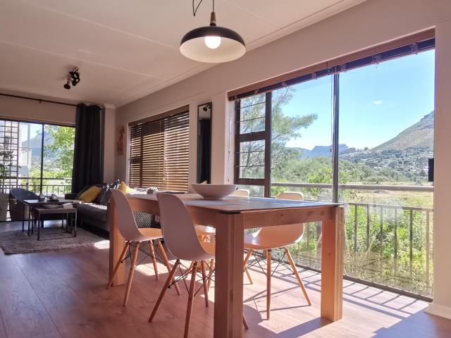 Apartment for rent in Hout Bay, Western Cape