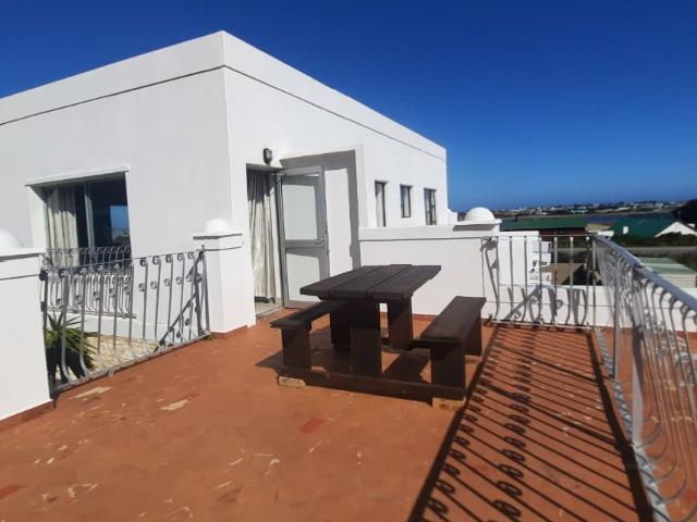 Apartment for rent in Baardskeerdersbos, Western Cape