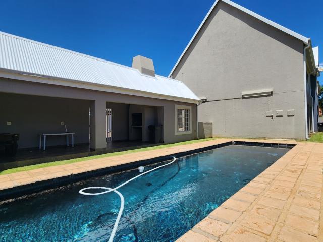 Apartment for rent in Dr Kenneth Kaunda, North West