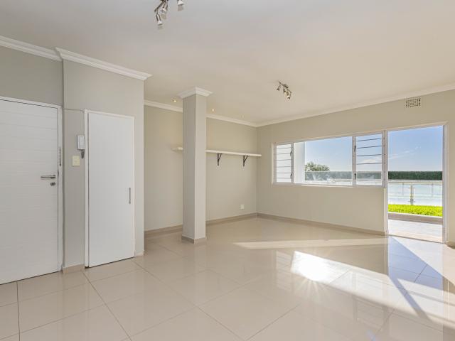 Apartment for rent in Camps Bay, Cape Town