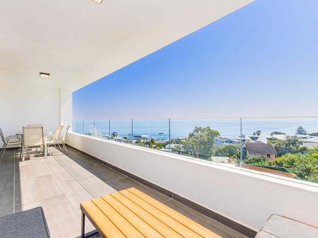 Apartment for rent in Camps Bay, Cape Town