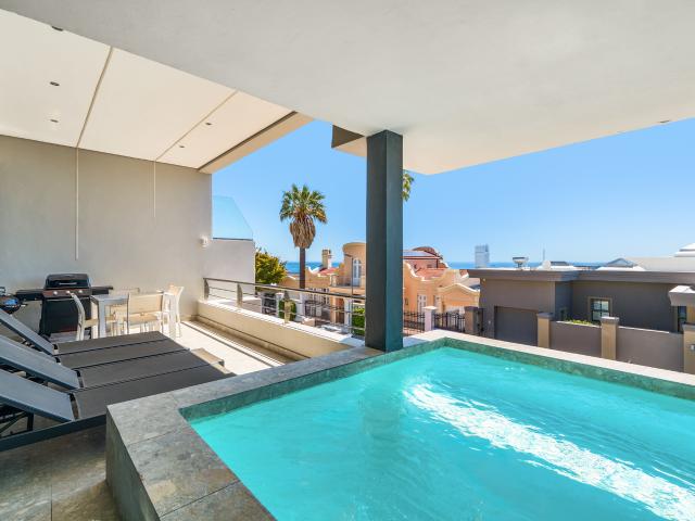 Apartment for rent in Camps Bay, Cape Town