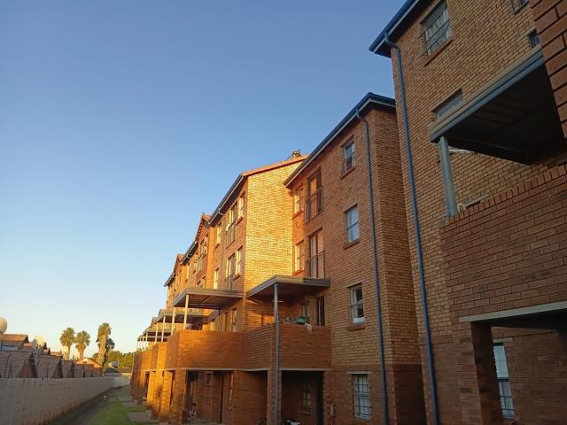 Apartment for rent in Akasia, Gauteng