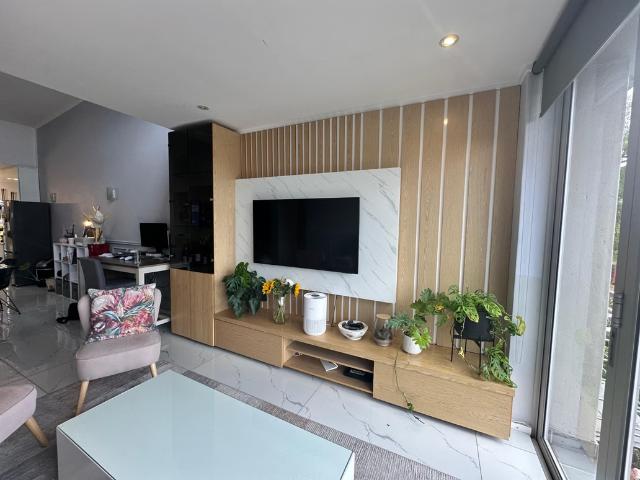 Apartment for rent in Craighall Park, Rosebank