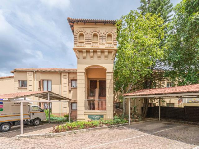 Apartment for rent in Douglasdale, Randburg