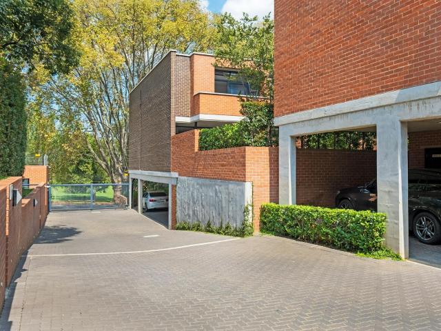 Apartment for rent in Rosebank, Gauteng