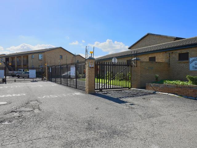 Apartment for rent in Temperance Town, City of Cape Town