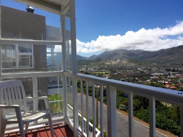 House for rent in Fish Hoek, Western Cape
