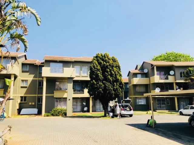 Apartment for rent in Florida, Roodepoort