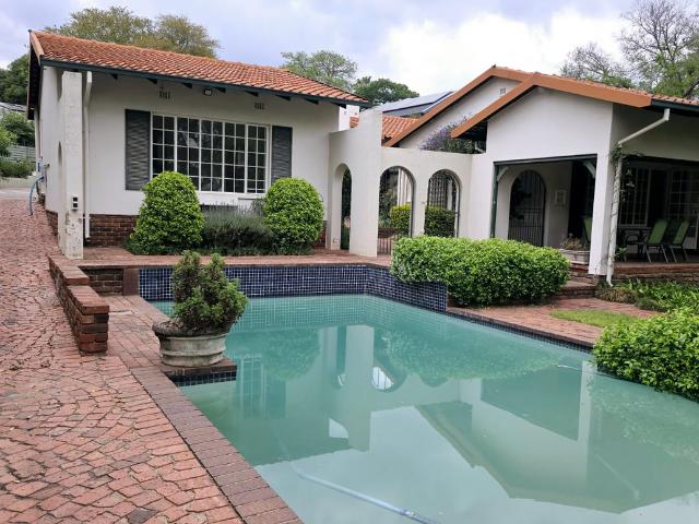 Apartment for rent in Fourways, Randburg