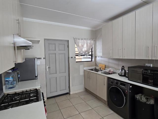 Apartment for rent in Randburg, Gauteng