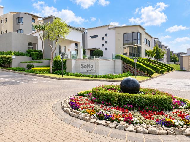 Apartment for rent in Fourways, Randburg