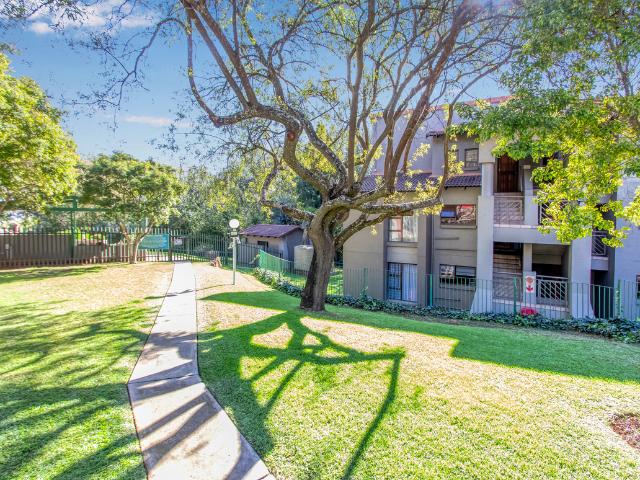 Apartment for rent in Fourways, Randburg
