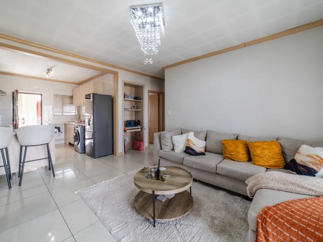 Apartment for rent in Johannesburg Ward 92, Midrand